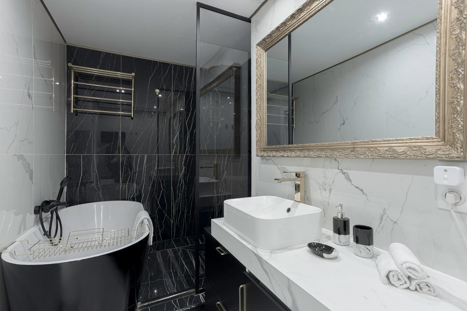 Luxury Maubourg - Vue Mer - Croisette 50M Plage - Clim - Terrasse Cannes Luaran gambar